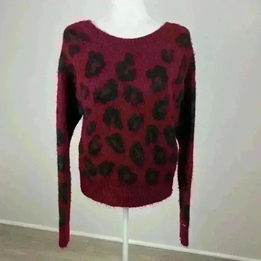 Victoria's Secret PINK Maroon Cheetah Print Sweater Size Small